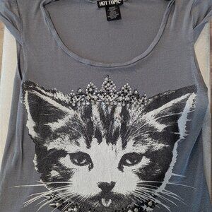 Hot Topic Small Sleeveless tee
